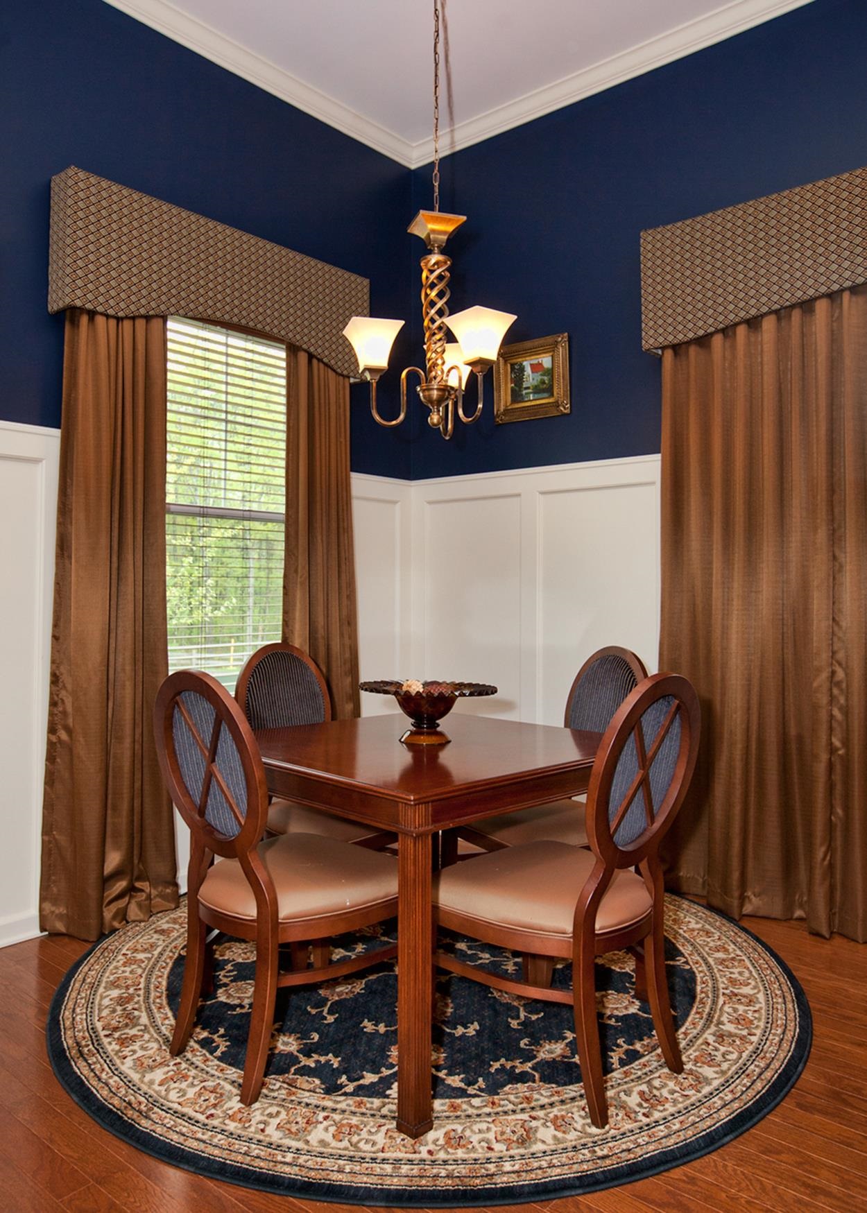 Manchester, New Hampshire 03102, United States, 2 Bedrooms Bedrooms, ,2 BathroomsBathrooms,Residential,Active,233443