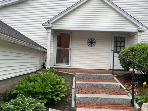 135 Amherst Street 14 Amherst NH 03031