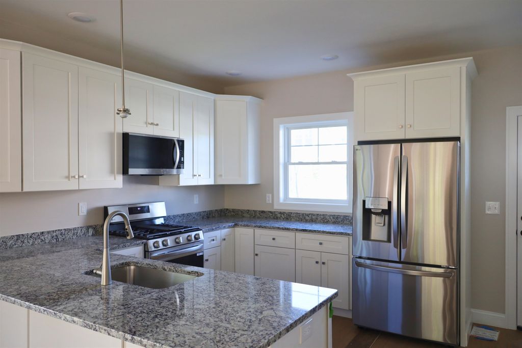 Photo of 79 Wilderness Drive, Nashua, NH 03062 (MLS # 5066968)