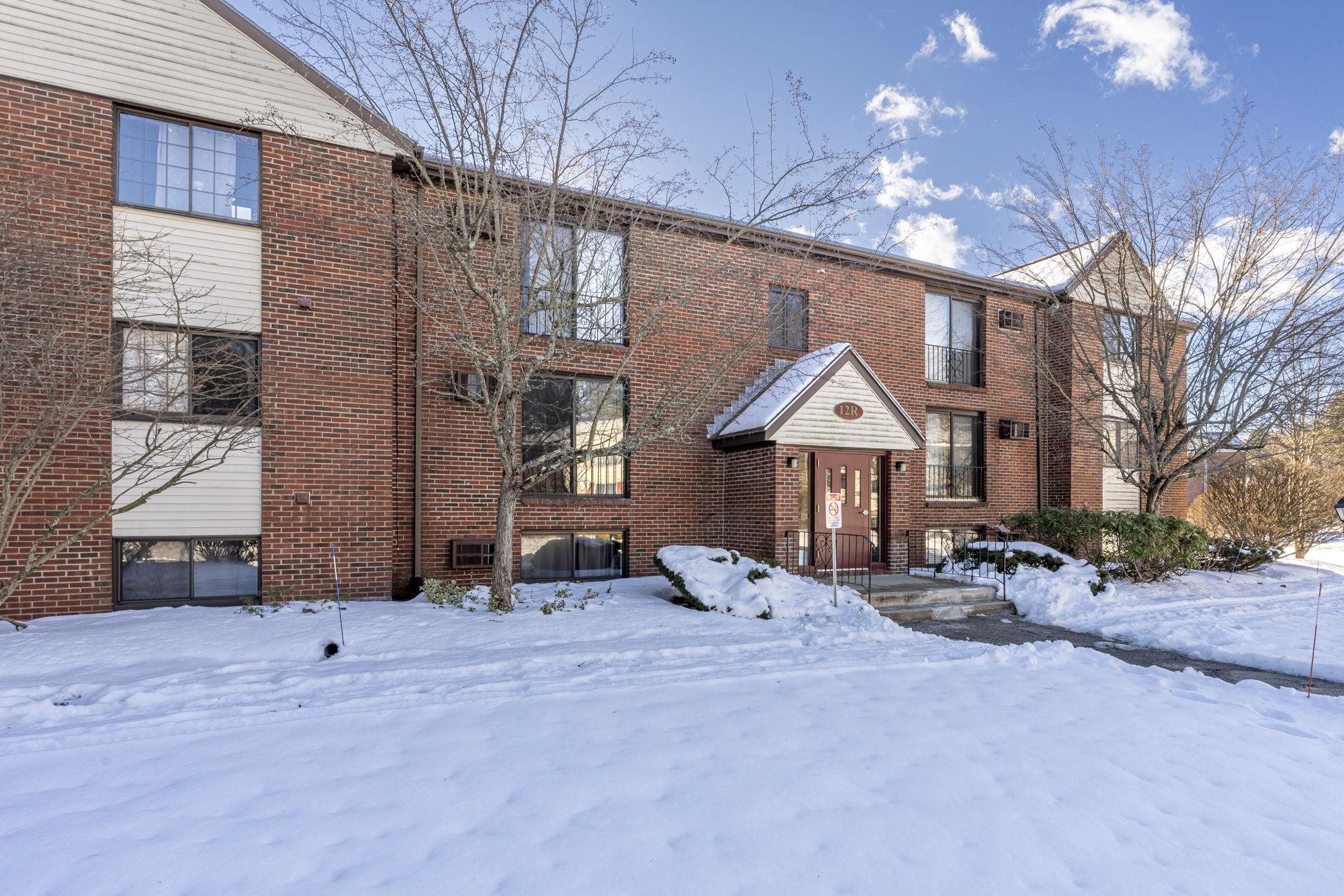 12 English Village Road 201