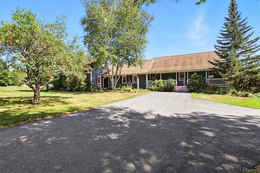 Photo of 109 Old Center Road, Deerfield, NH 03037 (MLS # 5084057)