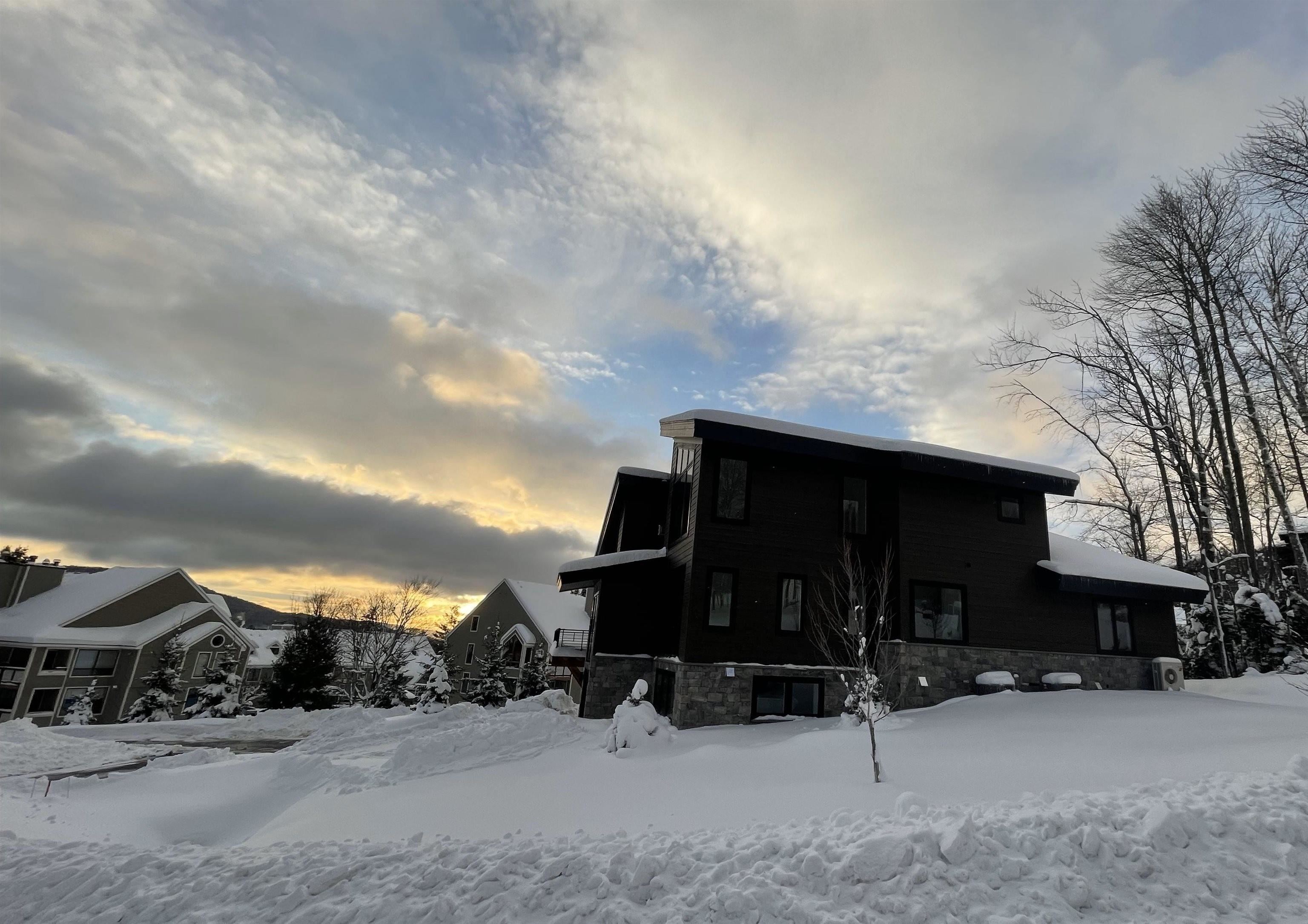 19 Sundance Village Loop