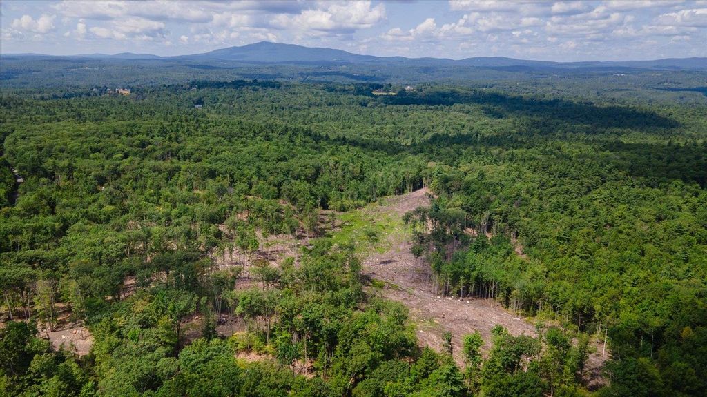 Photo of 208 Carley Road, Peterborough, NH 03458 (MLS # 5070123)