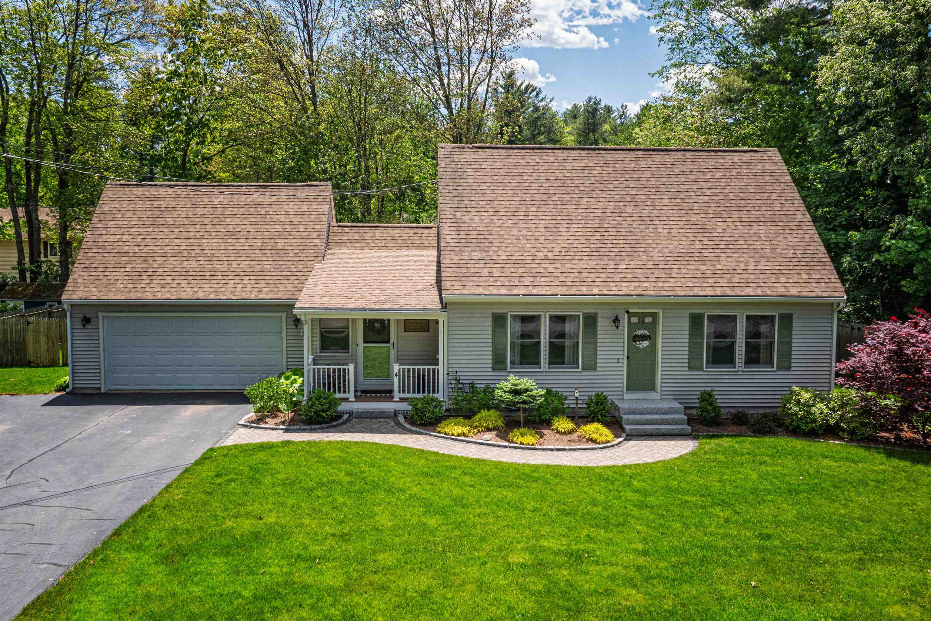 4 Birch Hollow Lane