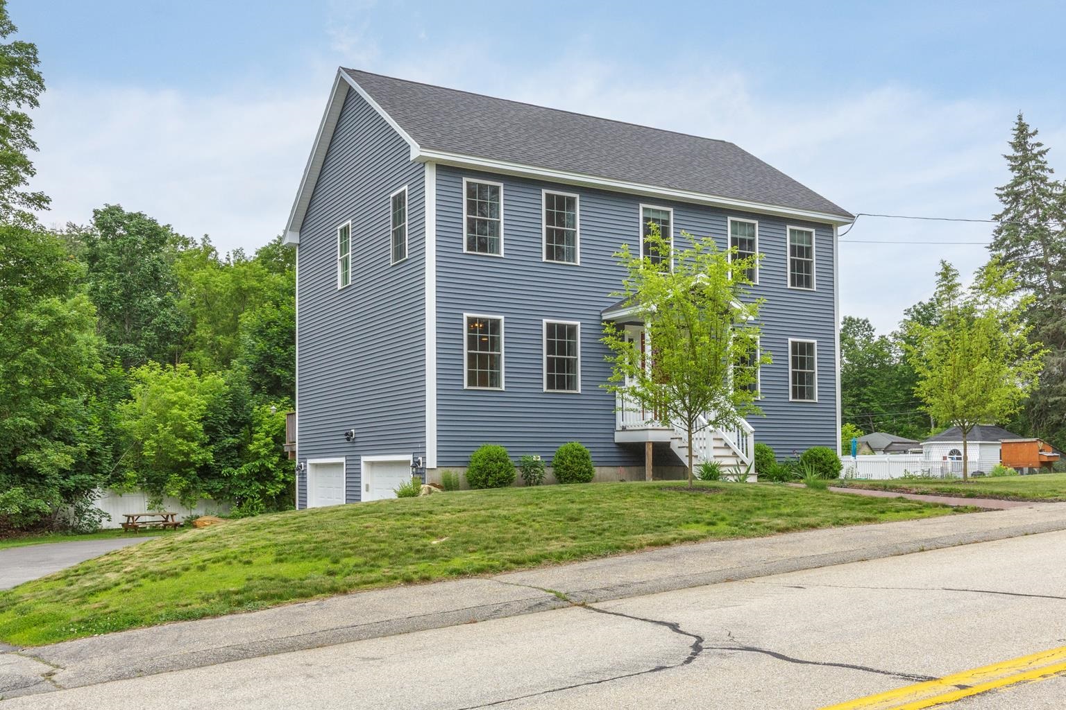 Pembroke, New Hampshire 03275, United States, 3 Bedrooms Bedrooms, ,2 BathroomsBathrooms,Residential,Active,153090