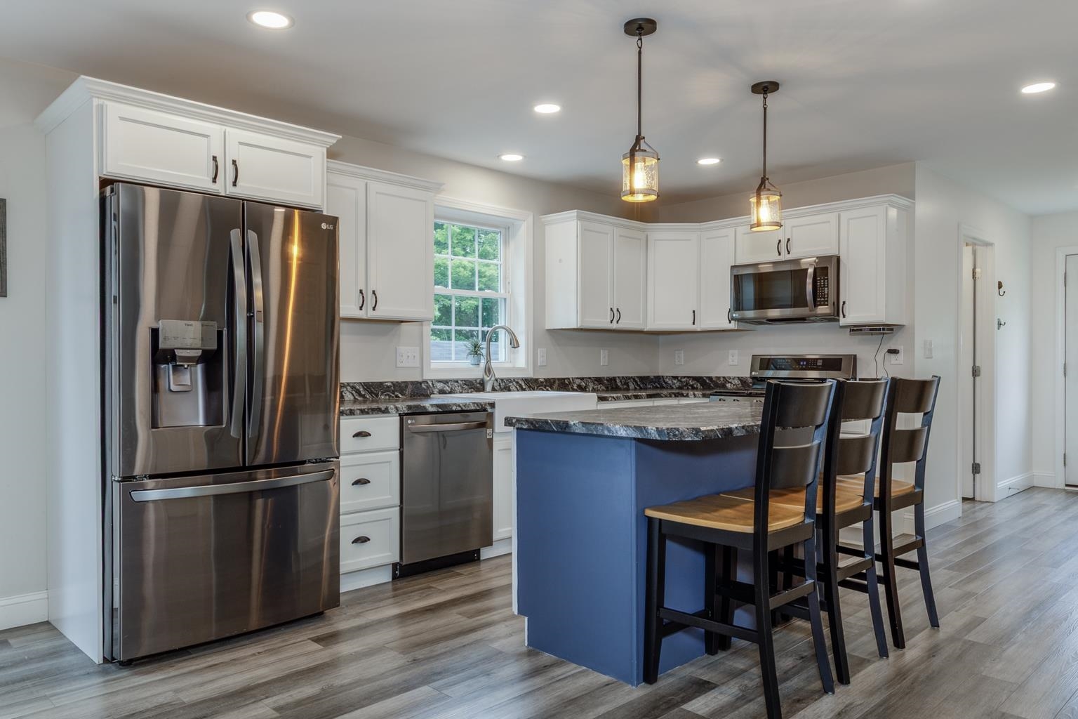 Pembroke, New Hampshire 03275, United States, 3 Bedrooms Bedrooms, ,2 BathroomsBathrooms,Residential,Active,153090