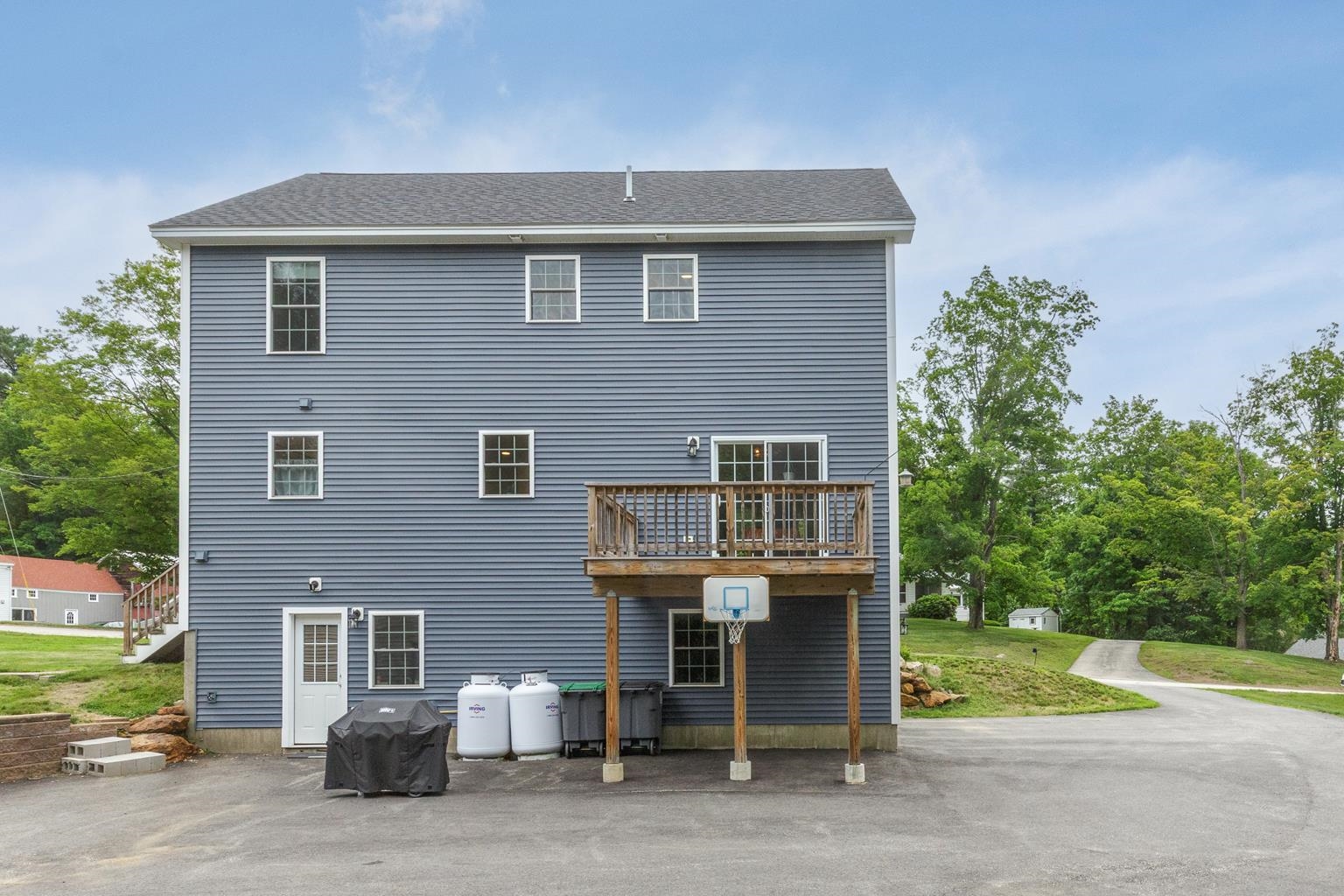 Pembroke, New Hampshire 03275, United States, 3 Bedrooms Bedrooms, ,2 BathroomsBathrooms,Residential,Active,153090