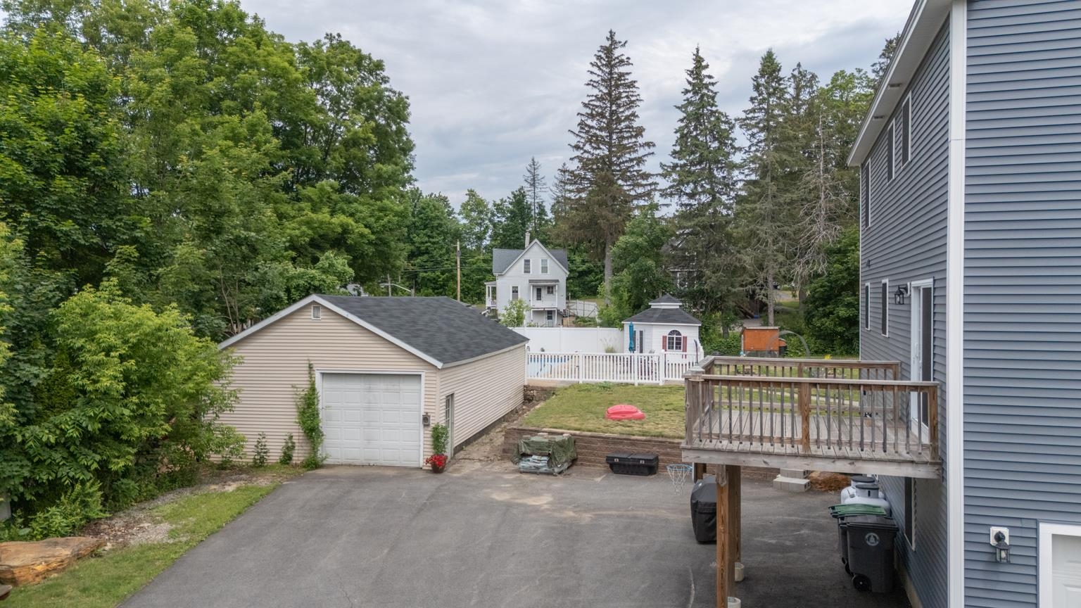 Pembroke, New Hampshire 03275, United States, 3 Bedrooms Bedrooms, ,2 BathroomsBathrooms,Residential,Active,153090