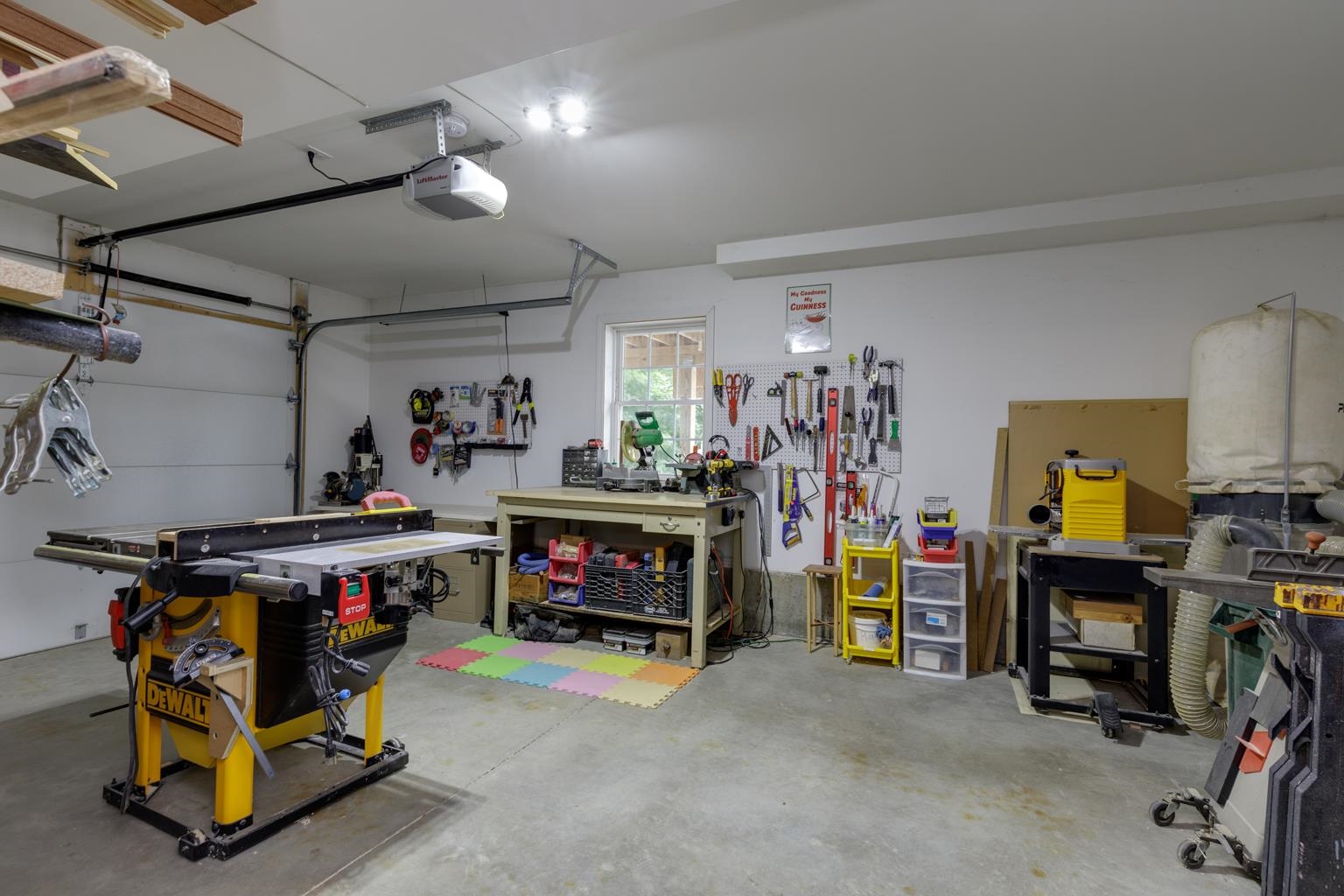 Pembroke, New Hampshire 03275, United States, 3 Bedrooms Bedrooms, ,2 BathroomsBathrooms,Residential,Active,153090