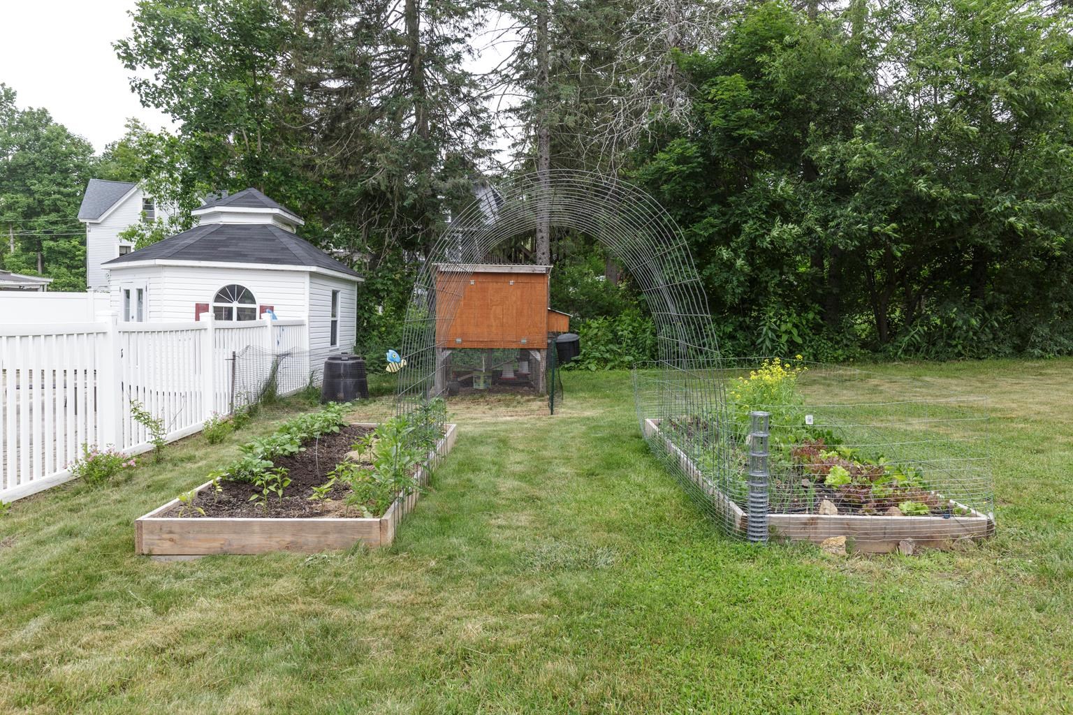 Pembroke, New Hampshire 03275, United States, 3 Bedrooms Bedrooms, ,2 BathroomsBathrooms,Residential,Active,153090