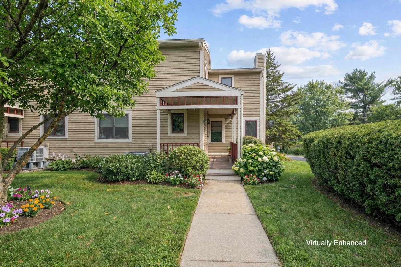 124 Spinnaker Way