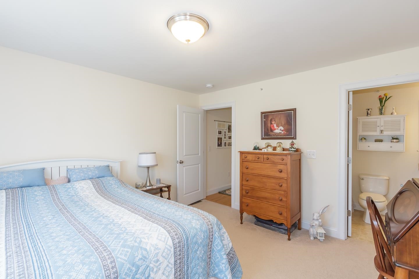 Hooksett, New Hampshire 03106, United States, 2 Bedrooms Bedrooms, ,2 BathroomsBathrooms,Residential,Pending,114539