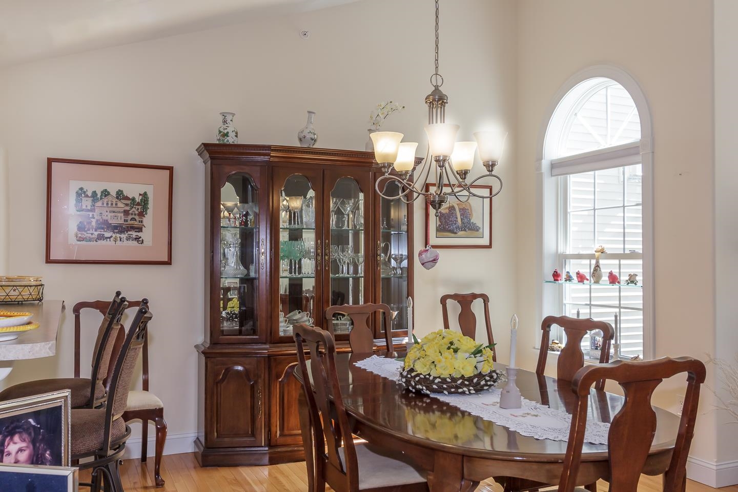 Hooksett, New Hampshire 03106, United States, 2 Bedrooms Bedrooms, ,2 BathroomsBathrooms,Residential,Pending,114539