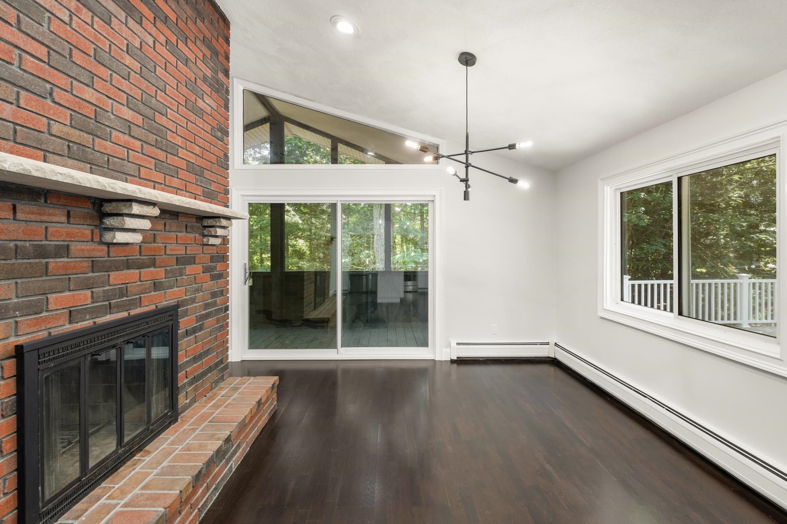 4 Castle Hill Road