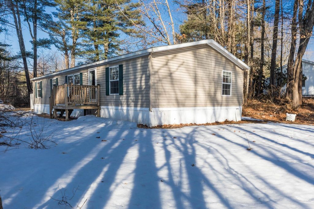 Photo of 80 Brewster Road, Barrington, NH 03825 (MLS # 5080385)