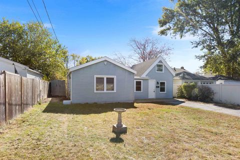 Photo of 19 King Street, Nashua, NH 03060 (MLS # 5066323)
