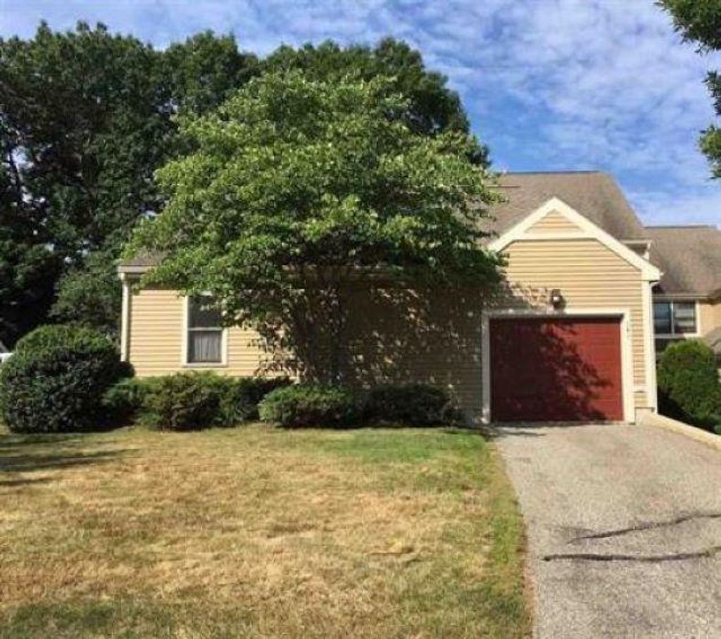 Photo of 141 Spinnaker Way, Portsmouth, NH 03801 (MLS # 5060106)