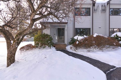 38 Pondview Drive Merrimack NH 03054