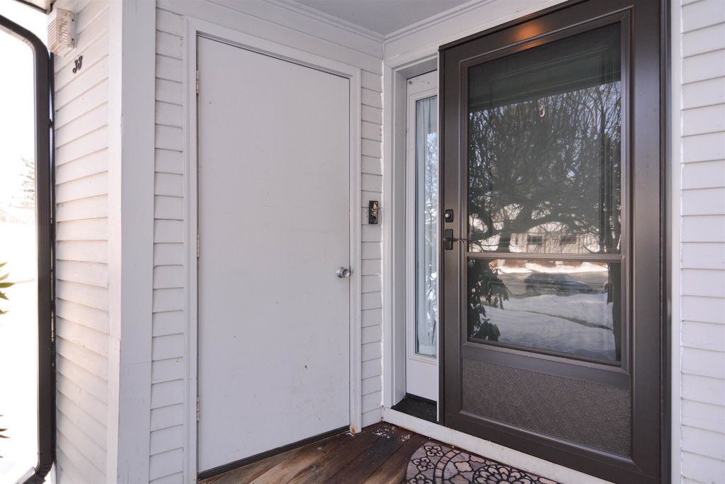 Photo of 38 Pondview Drive, Merrimack, NH 03054 (MLS # 5076259)