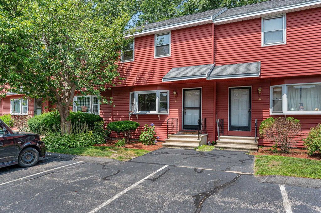 Photo of 44 Gillis Street #D, Nashua, NH 03060 (MLS # 5072285)