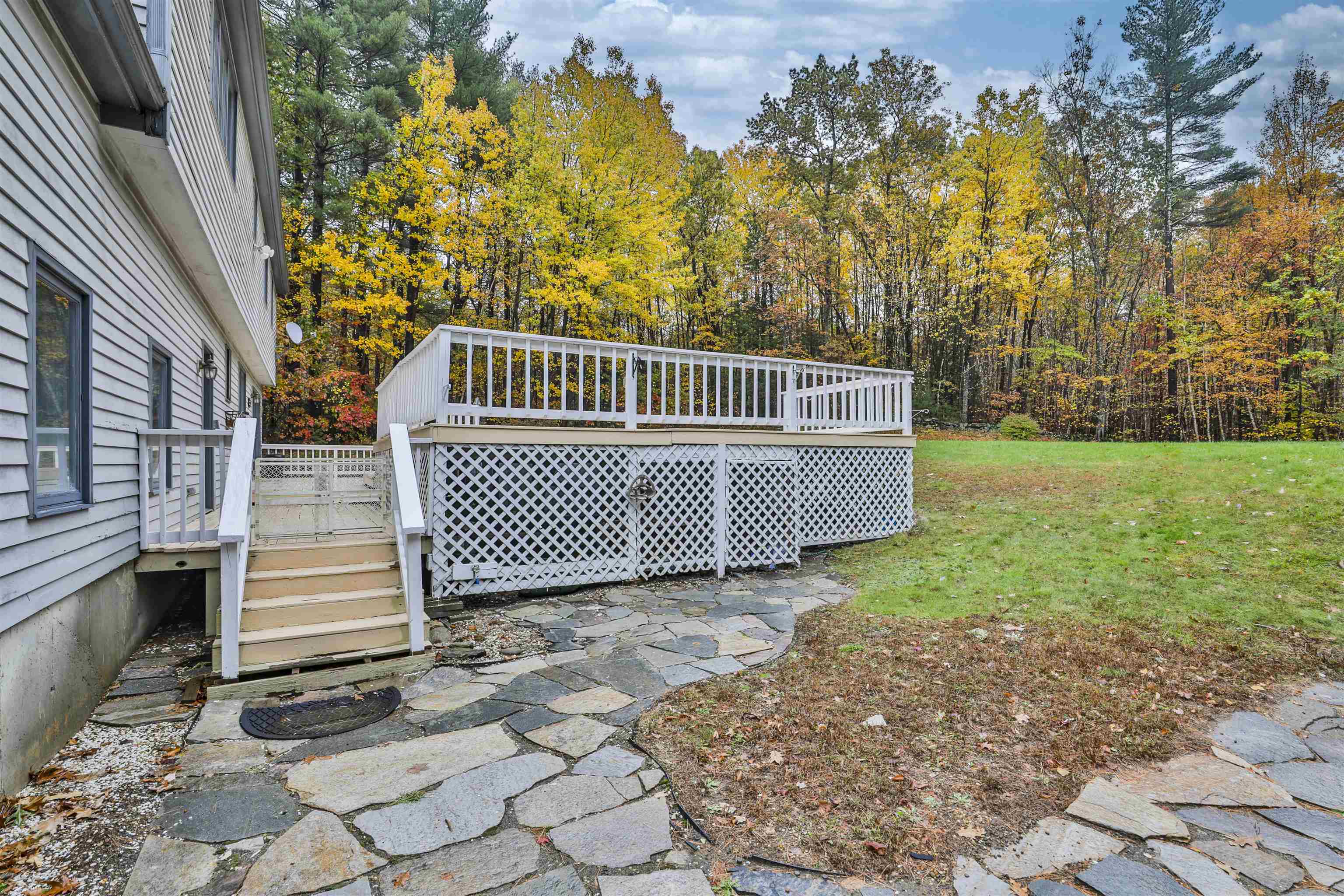11 Teloian Drive