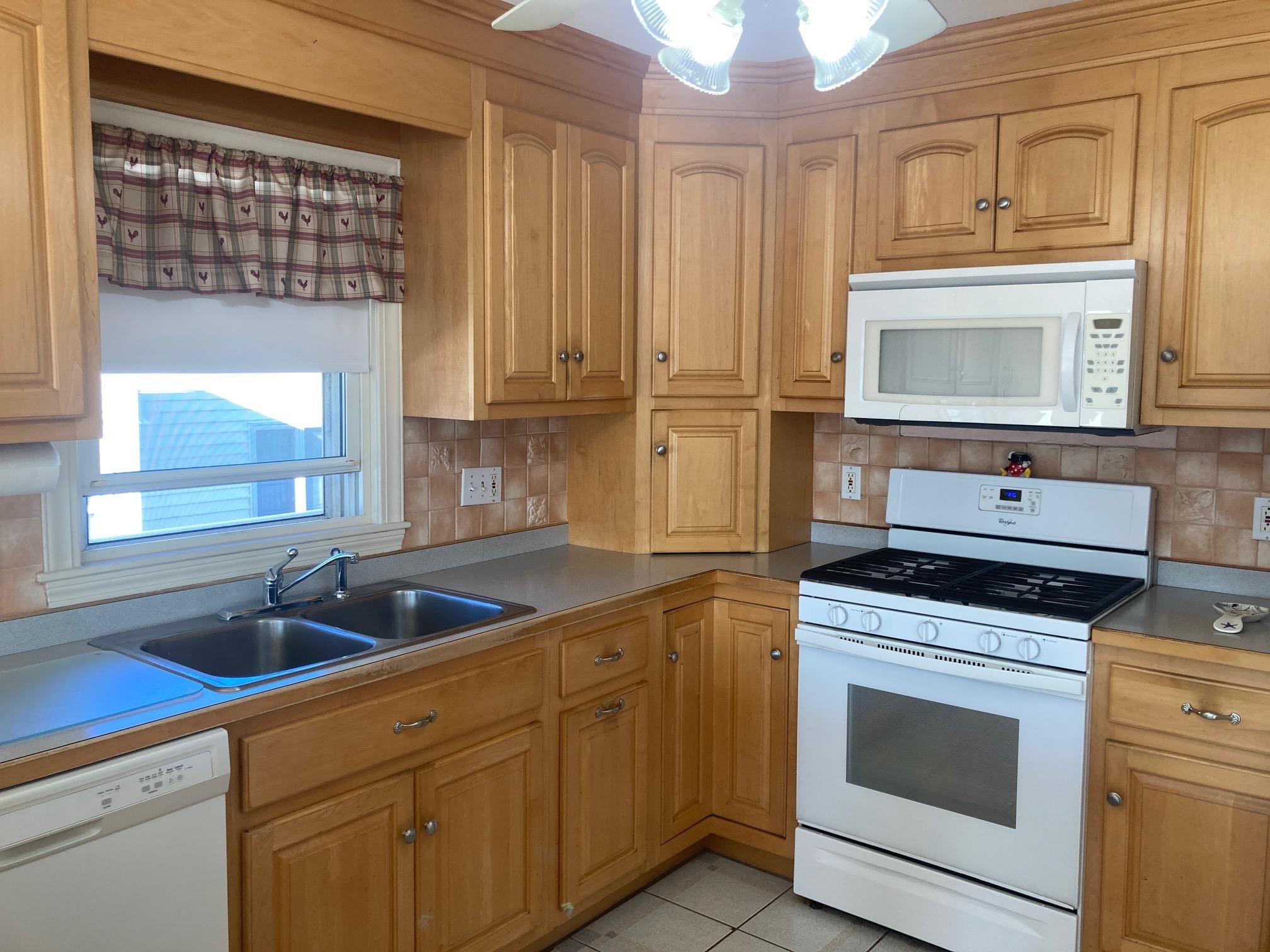 539 Ocean Boulevard