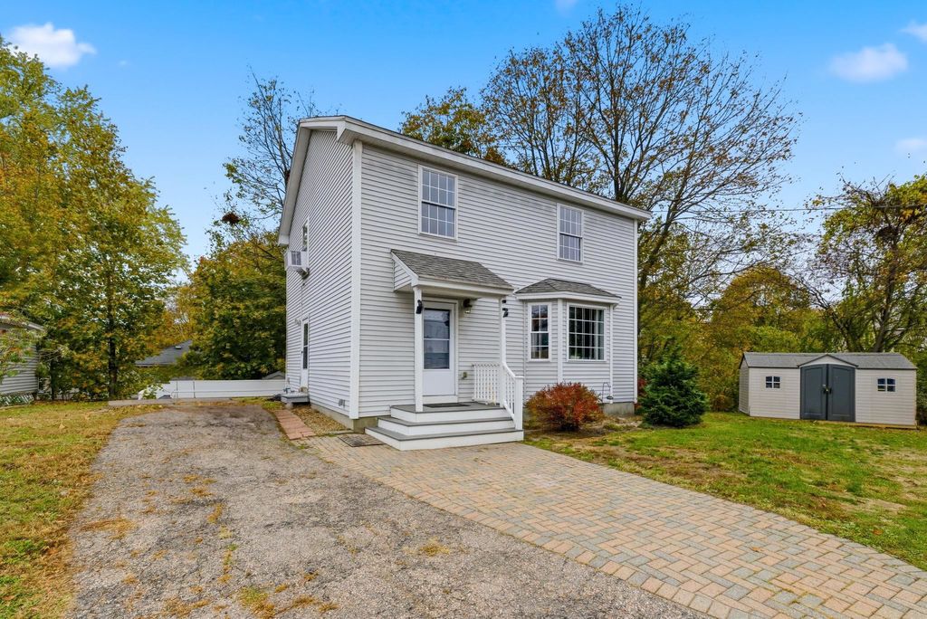 Photo of 121 Peabody Avenue, Manchester, NH 03109 (MLS # 5068534)