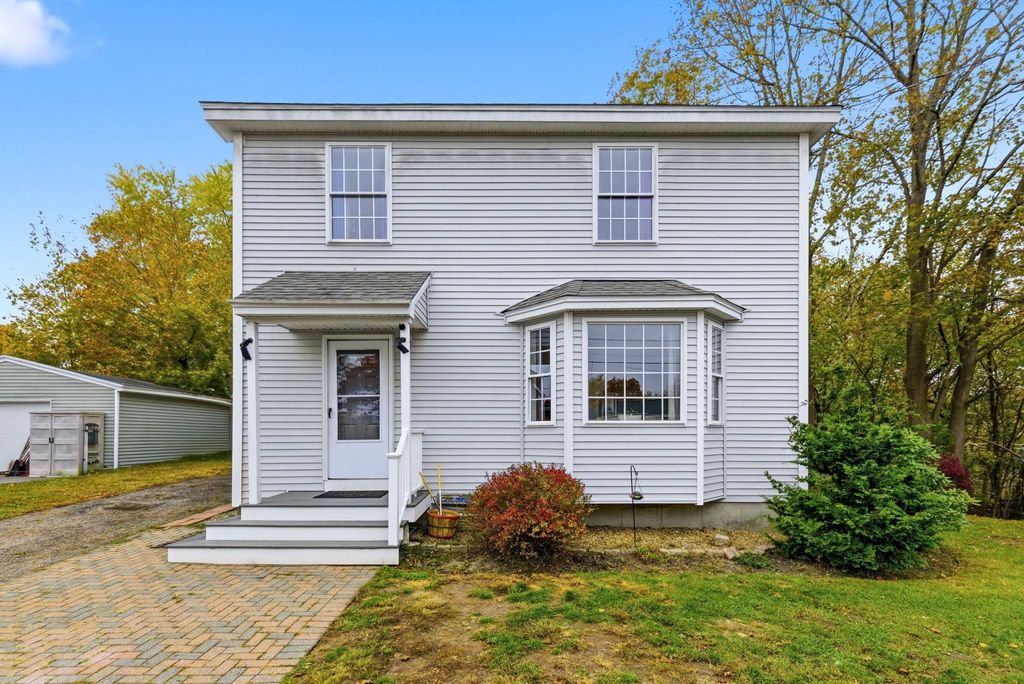 Photo of 121 Peabody Avenue, Manchester, NH 03109 (MLS # 5068534)