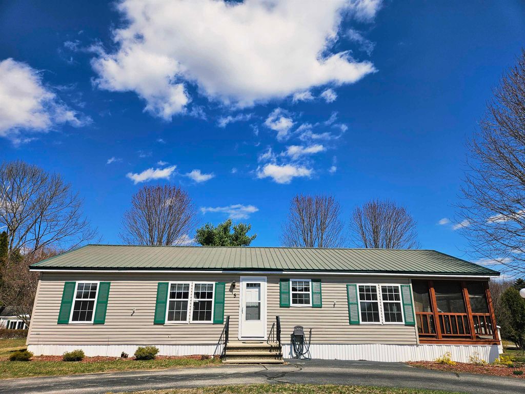 Photo of 5 Dockside Lane, Rochester, NH 03867 (MLS # 5083619)