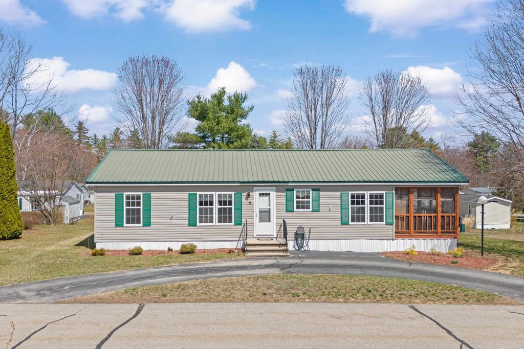 Photo of 5 Dockside Lane, Rochester, NH 03867 (MLS # 5083619)