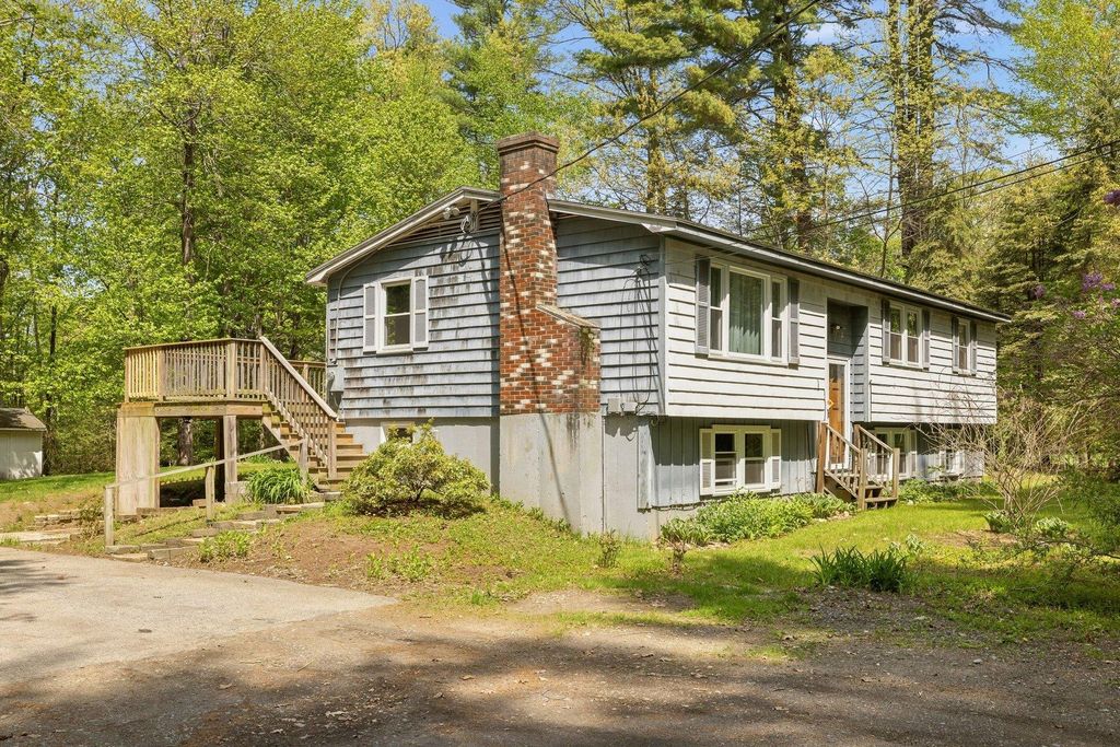 Photo of 28 Beech Hill Road, Exeter, NH 03833 (MLS # 5089673)
