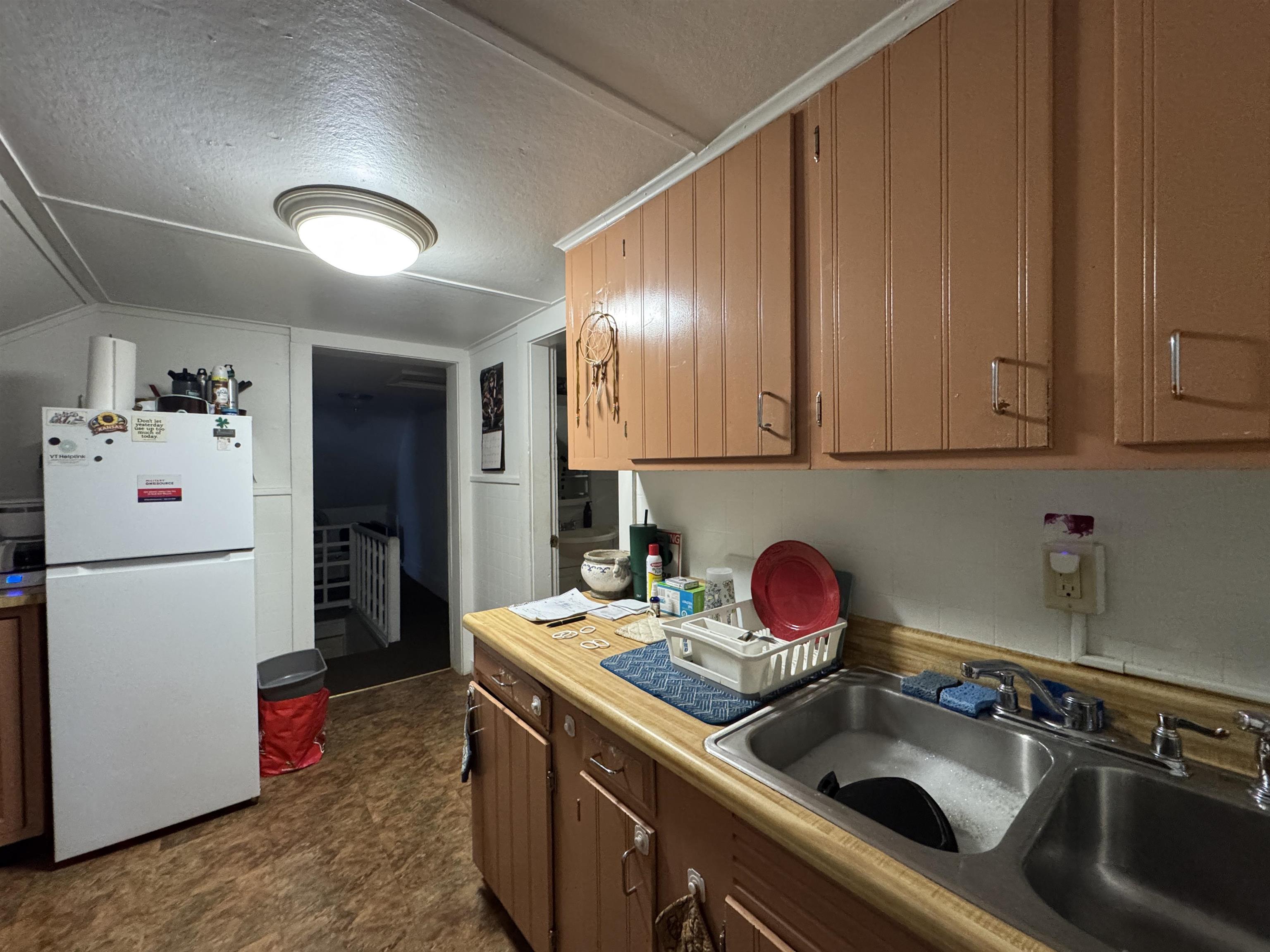 27 Upper Welden Street