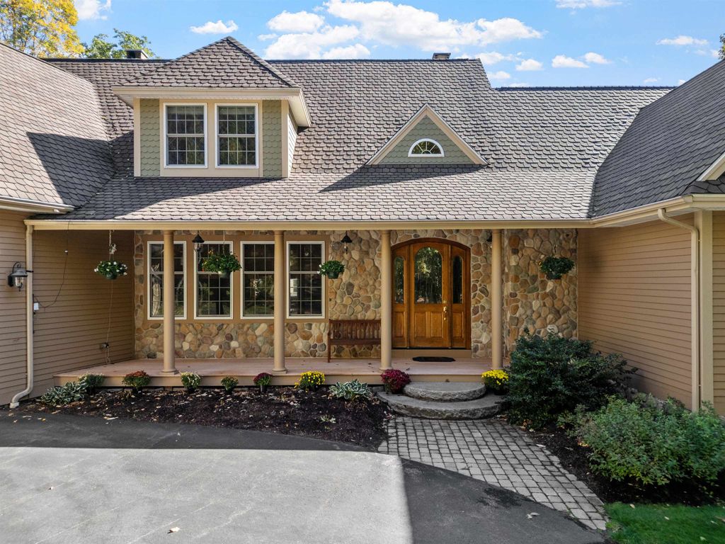 Photo of 66 Hayes Lane, Moultonborough, NH 03254 (MLS # 5065618)