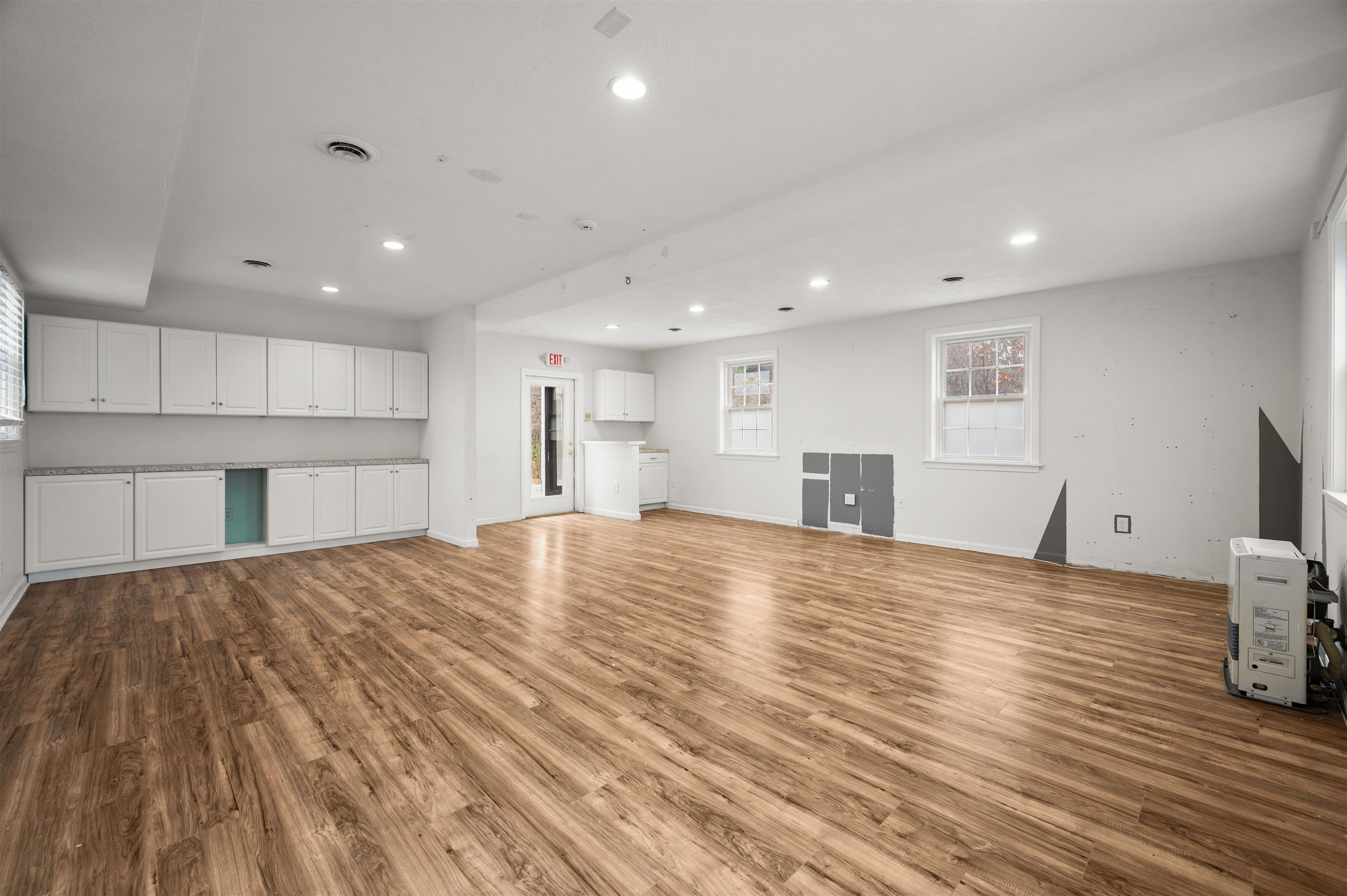 2425 Lafayette Road