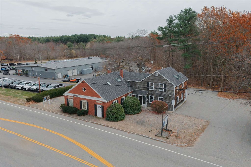 Photo of 2425 Lafayette Road, Portsmouth, NH 03801 (MLS # 5081248)