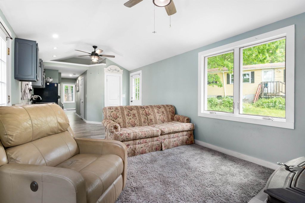 Photo of 8 Bush Avenue, Allenstown, NH 03275 (MLS # 5048027)