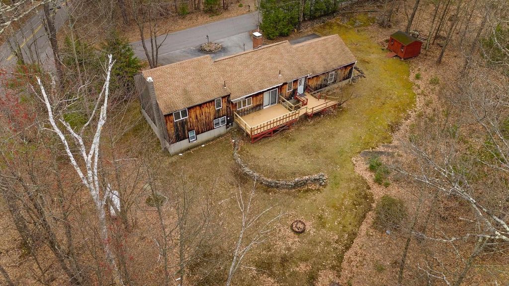 Photo of 43 Snow Road, Goffstown, NH 03045 (MLS # 5085175)
