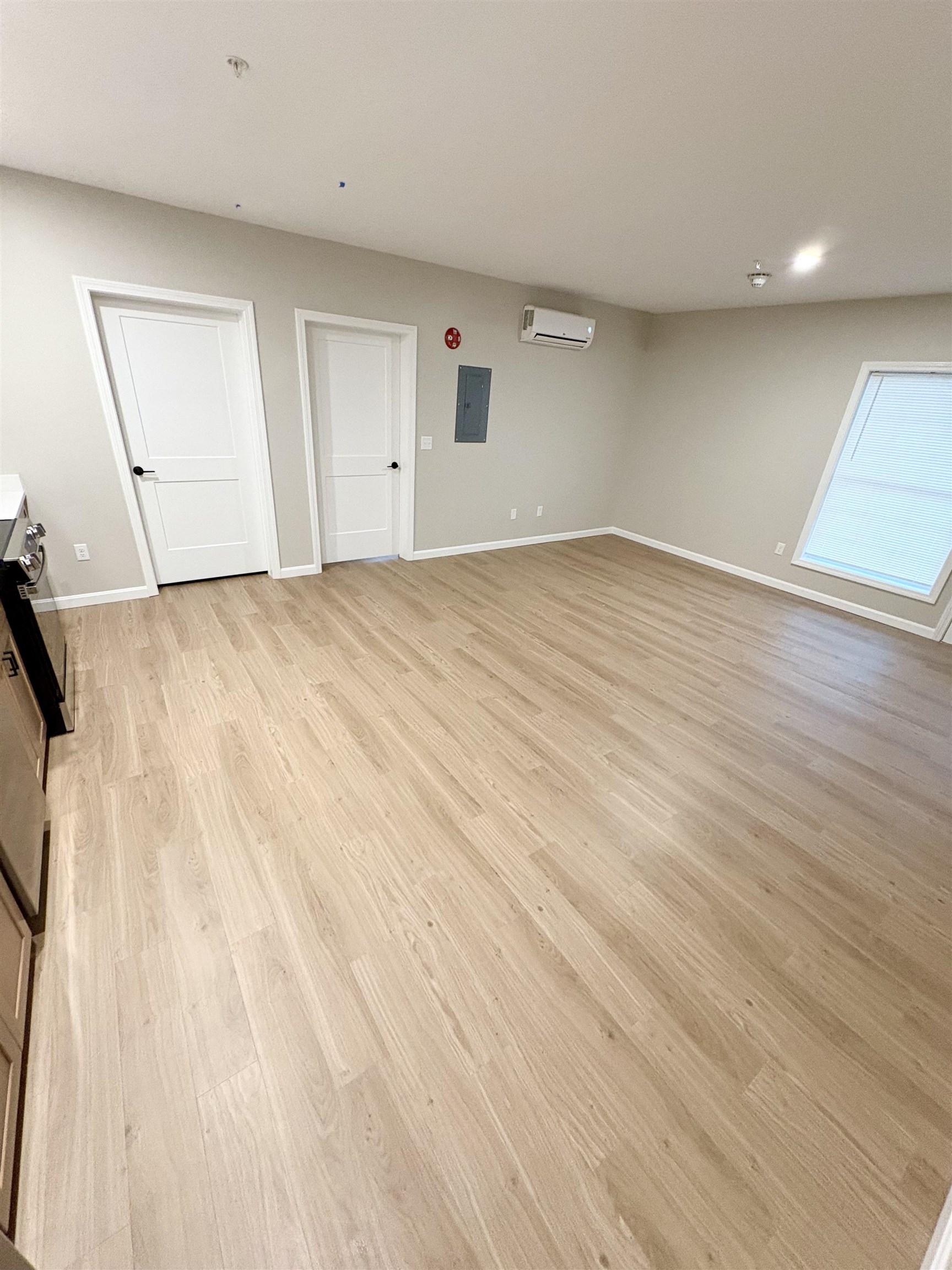 15 Mountain Road 101