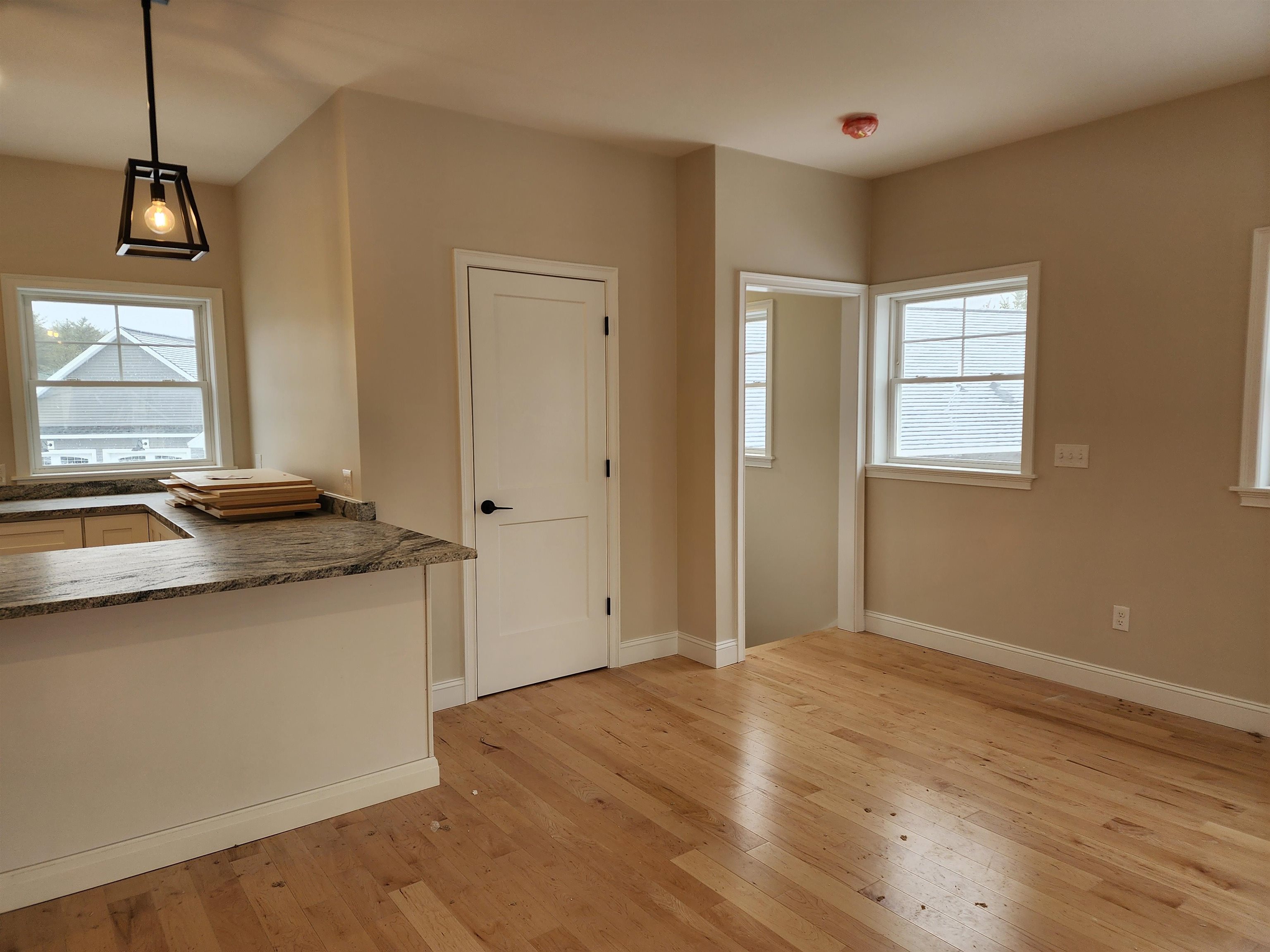 Chichester, New Hampshire 03258, United States, 2 Bedrooms Bedrooms, ,2 BathroomsBathrooms,Residential,Active,94939