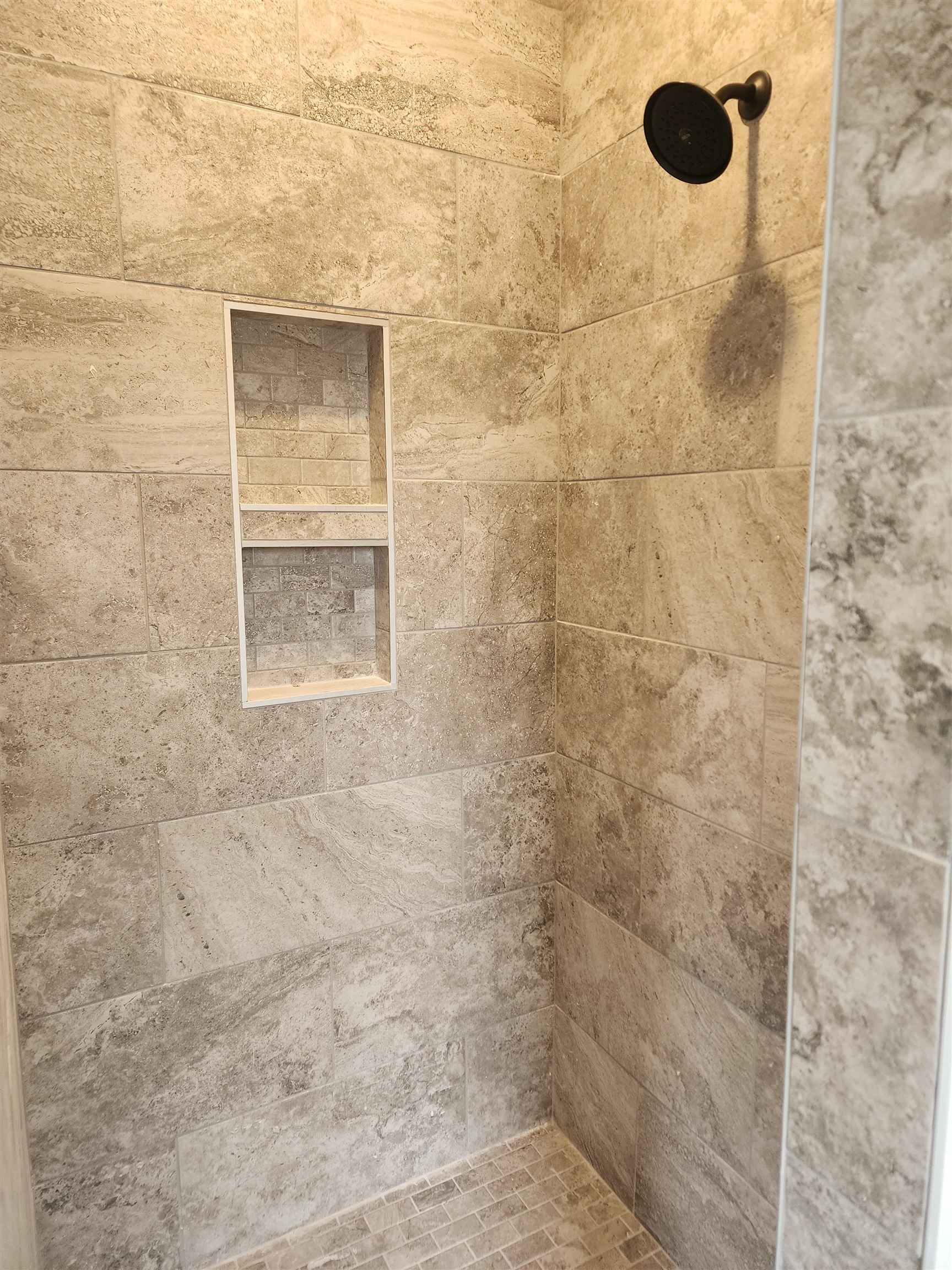 Chichester, New Hampshire 03258, United States, 2 Bedrooms Bedrooms, ,2 BathroomsBathrooms,Residential,Active,94939