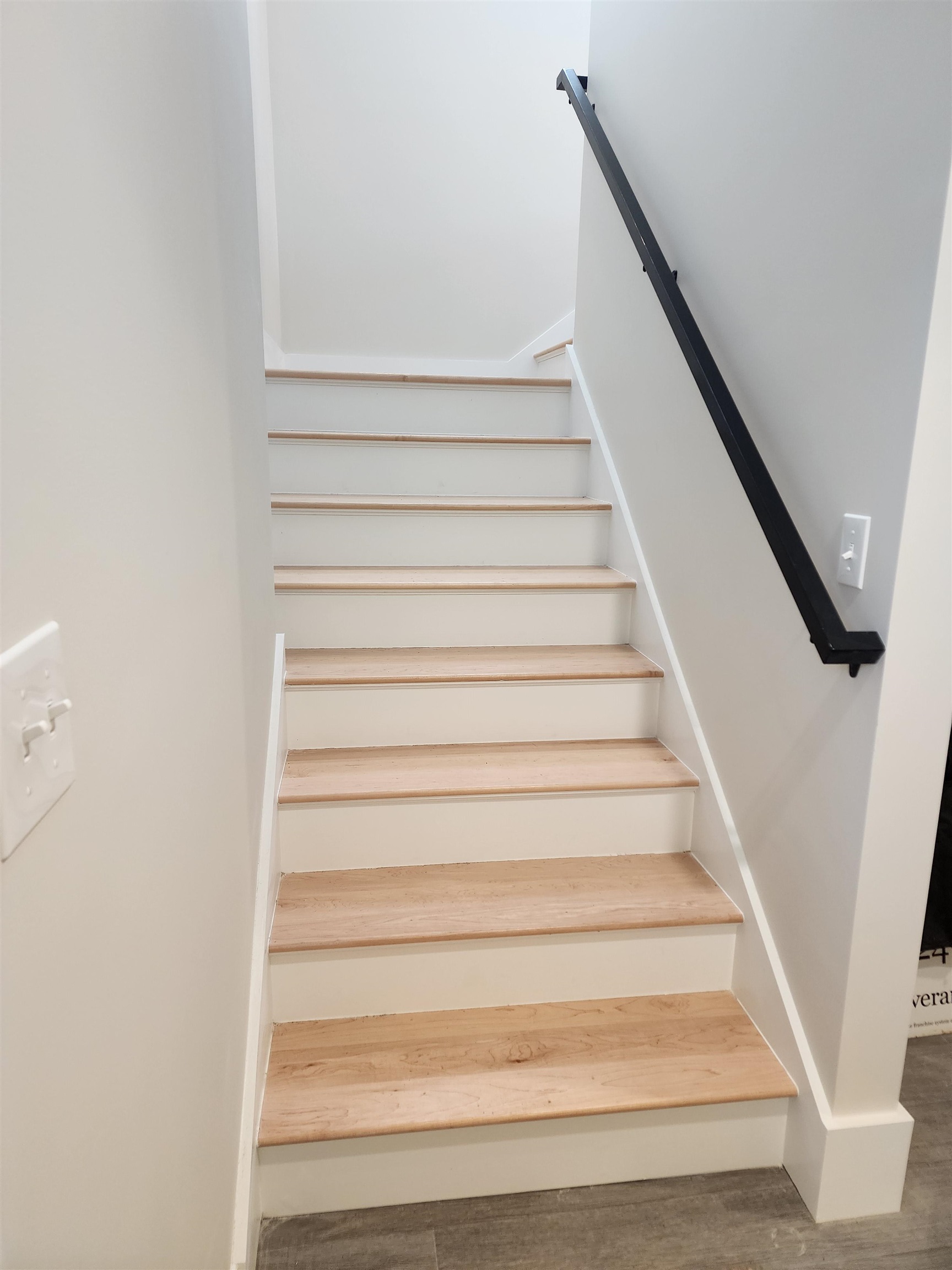 Chichester, New Hampshire 03258, United States, 2 Bedrooms Bedrooms, ,2 BathroomsBathrooms,Residential,Active,94939