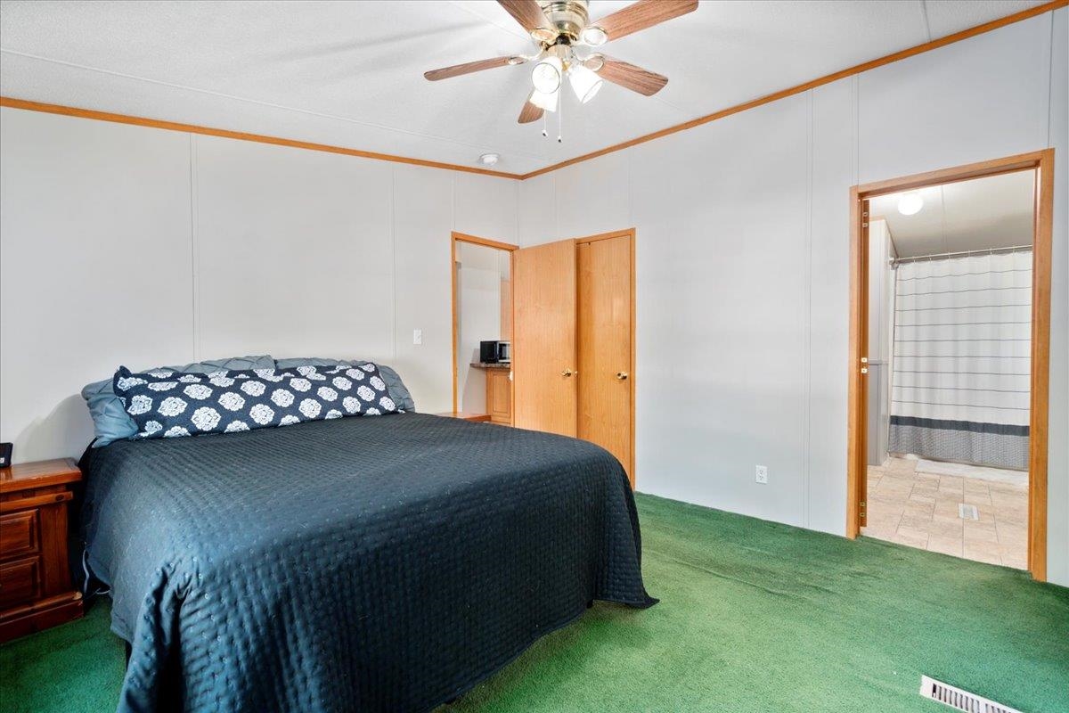 Rochester, New Hampshire 03867, United States, 3 Bedrooms Bedrooms, ,2 BathroomsBathrooms,Residential,Active,145853