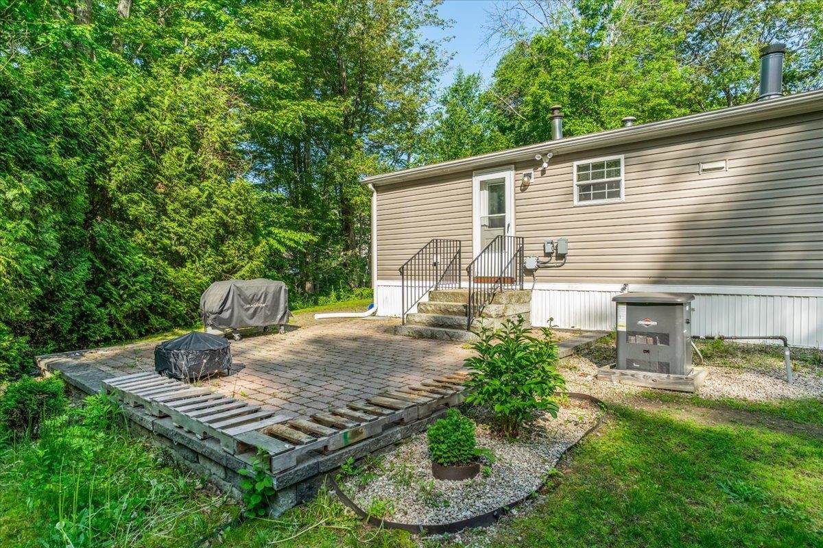 Rochester, New Hampshire 03867, United States, 3 Bedrooms Bedrooms, ,2 BathroomsBathrooms,Residential,Active,145853