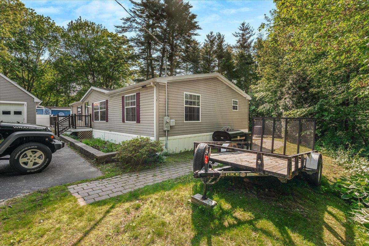 Rochester, New Hampshire 03867, United States, 3 Bedrooms Bedrooms, ,2 BathroomsBathrooms,Residential,Active,145853