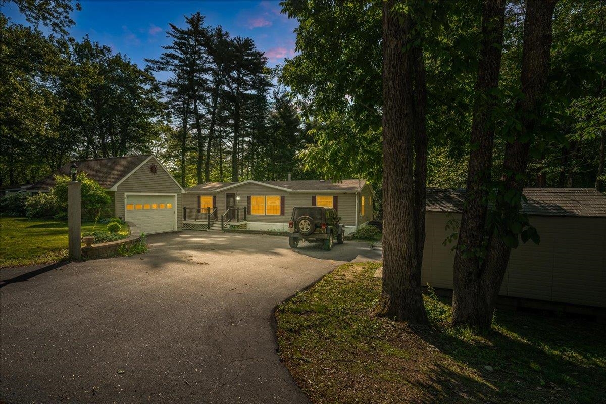 Rochester, New Hampshire 03867, United States, 3 Bedrooms Bedrooms, ,2 BathroomsBathrooms,Residential,Active,145853