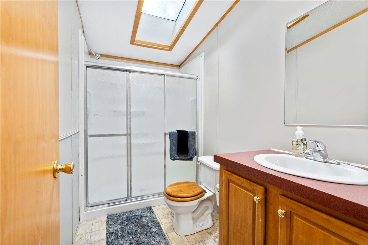 Rochester, New Hampshire 03867, United States, 3 Bedrooms Bedrooms, ,2 BathroomsBathrooms,Residential,Active,145853