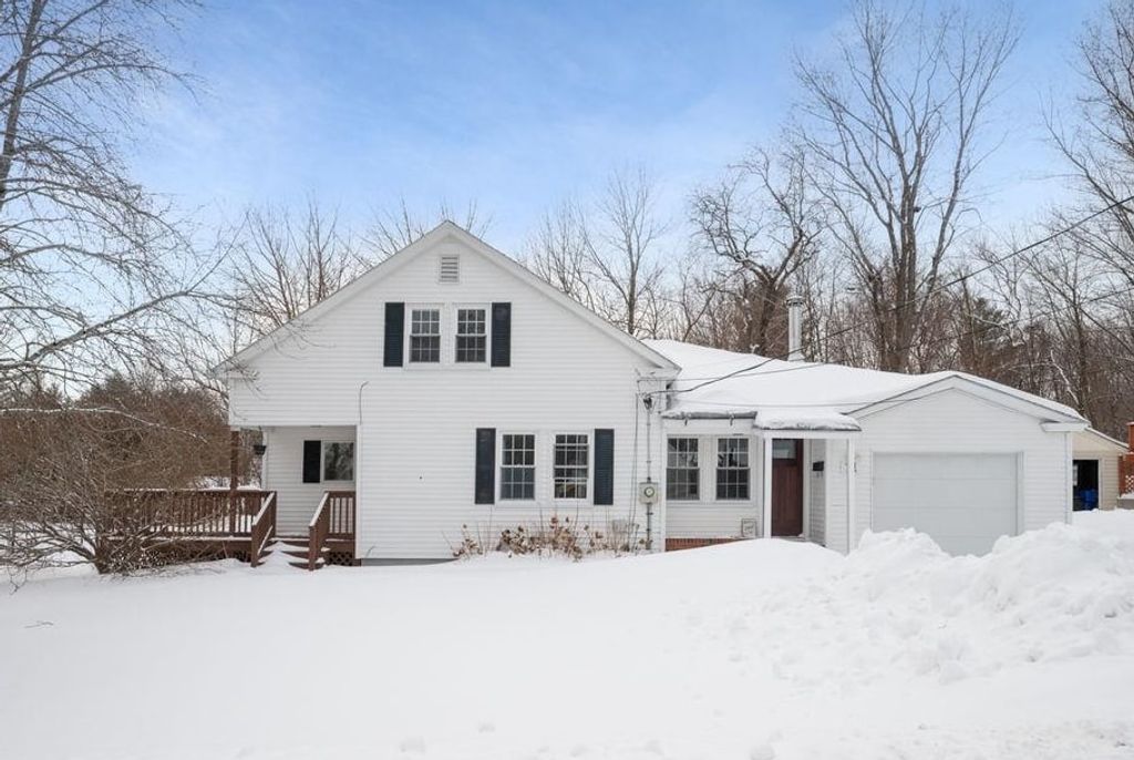 Photo of 11 Nash Parkway, Somersworth, NH 03878 (MLS # 5077642)