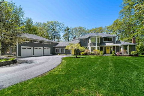 8 Wingate Court Stratham NH 03885