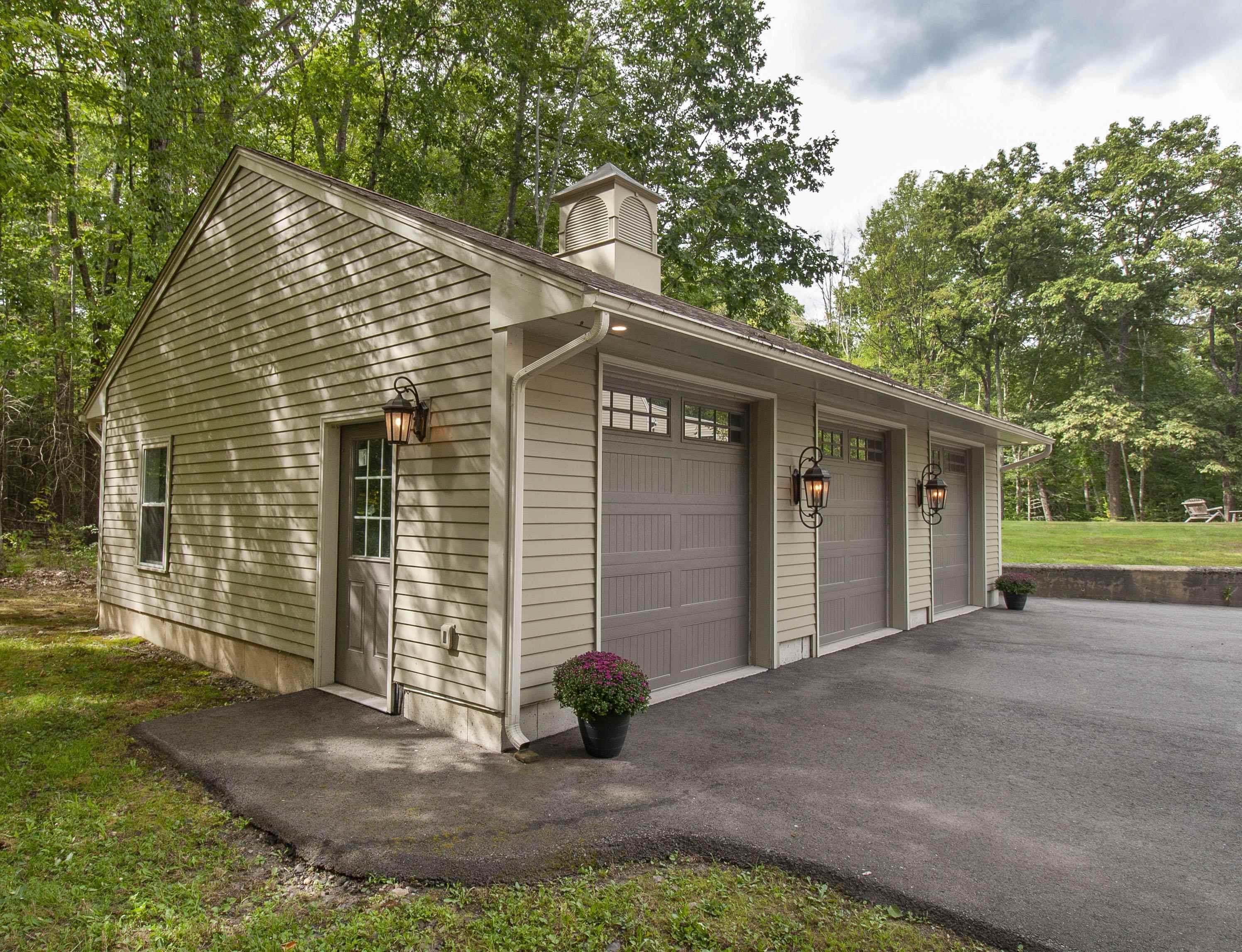 96 Pond View Drive