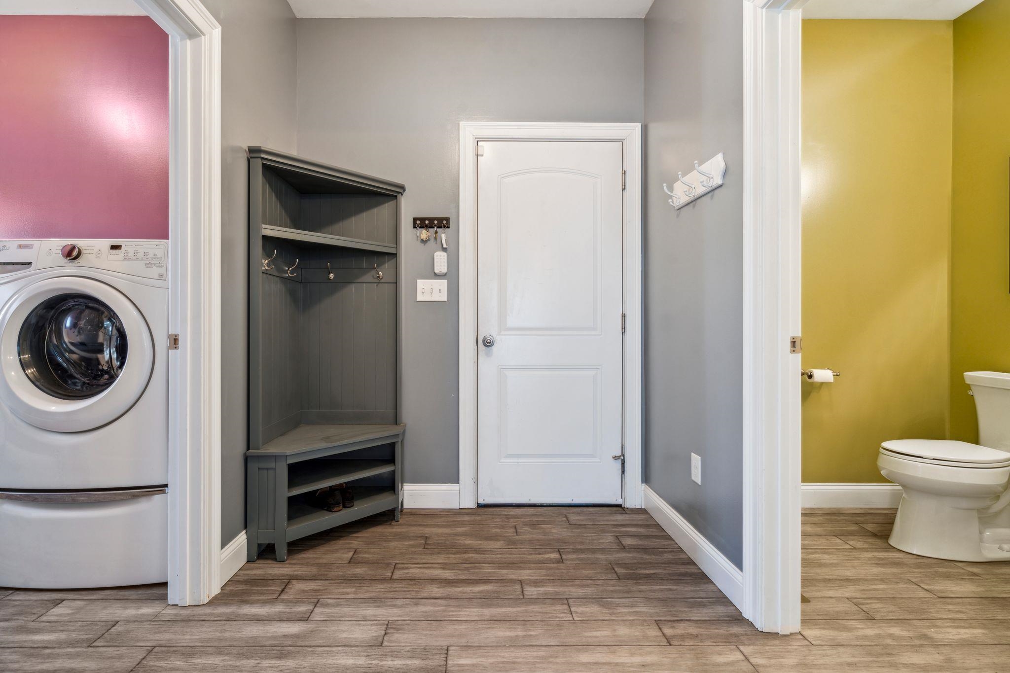 East Kingston, New Hampshire 03827, United States, 3 Bedrooms Bedrooms, ,3 BathroomsBathrooms,Residential,Pending,114185